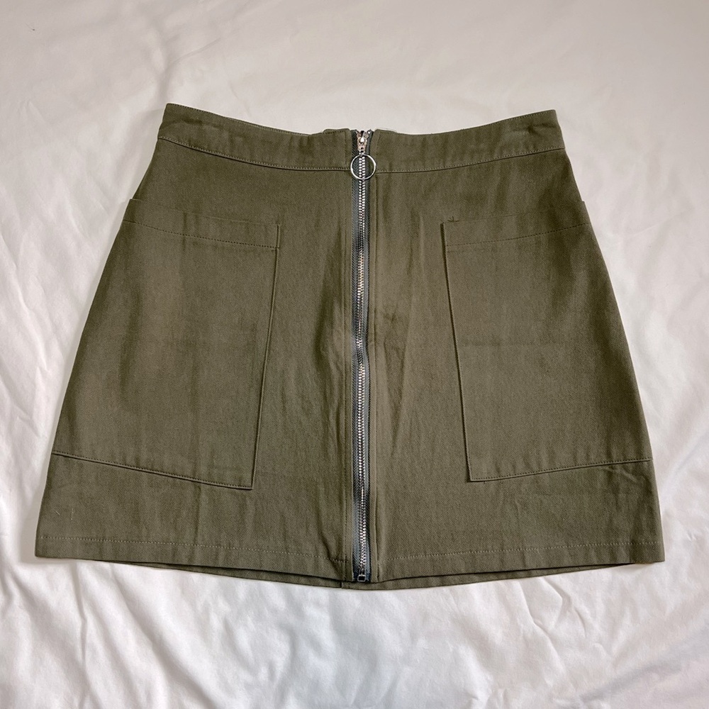 Olive Green Zippered Women's Skirt Size Medium